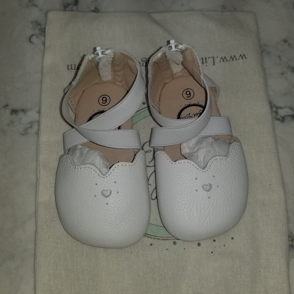 Little Love Bugs barefoot sole White Sophia